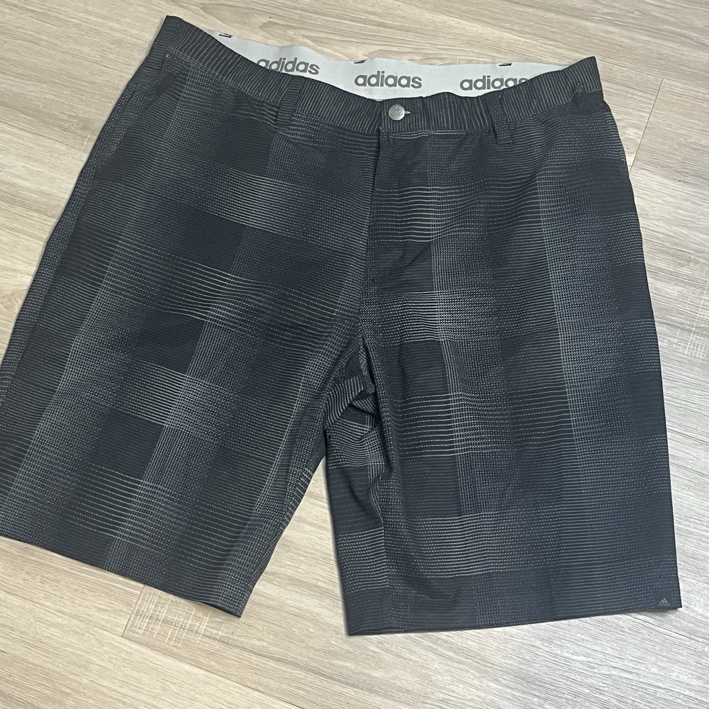 Adidas Ultimate365 Men's 38 Black/Gray Golf Shorts Performance Stretch